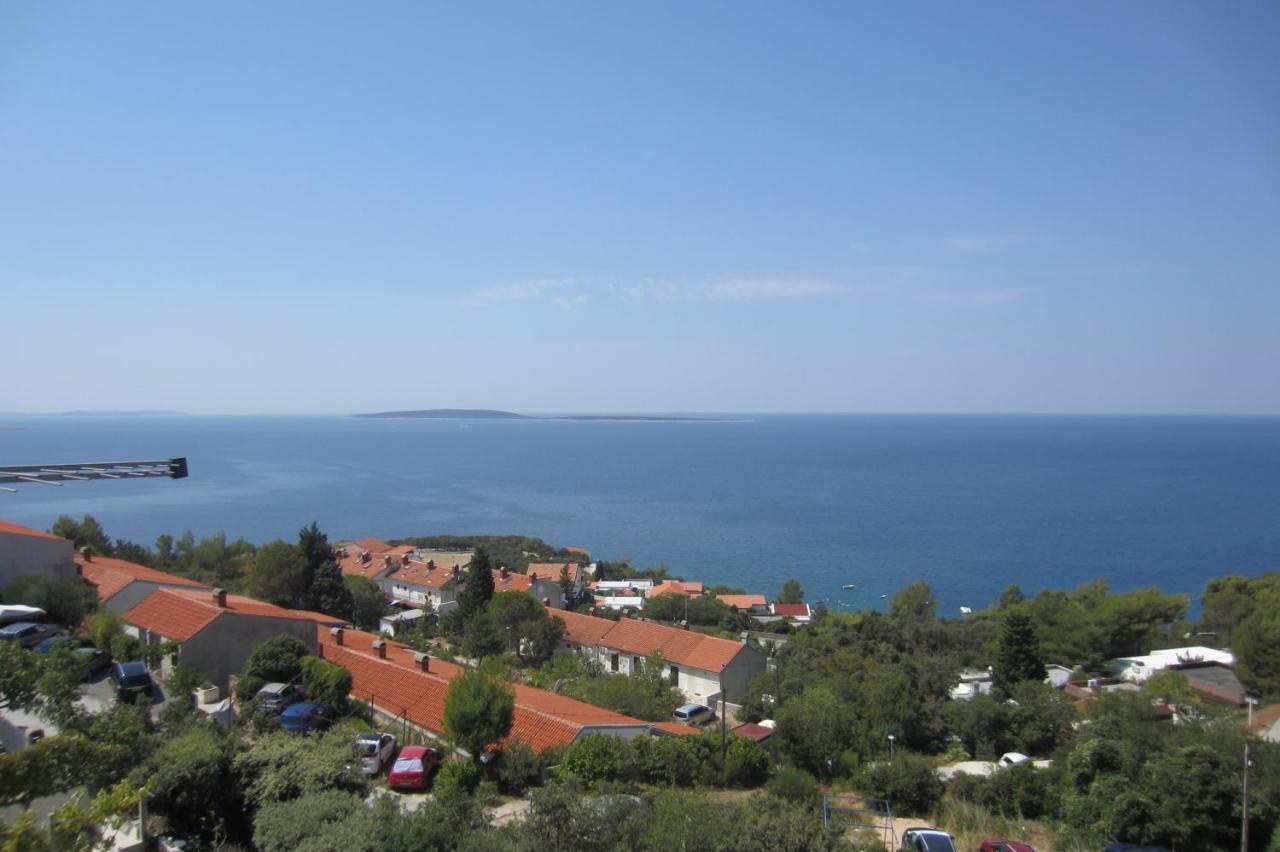 Apartman Valinor Miholascica Esterno foto