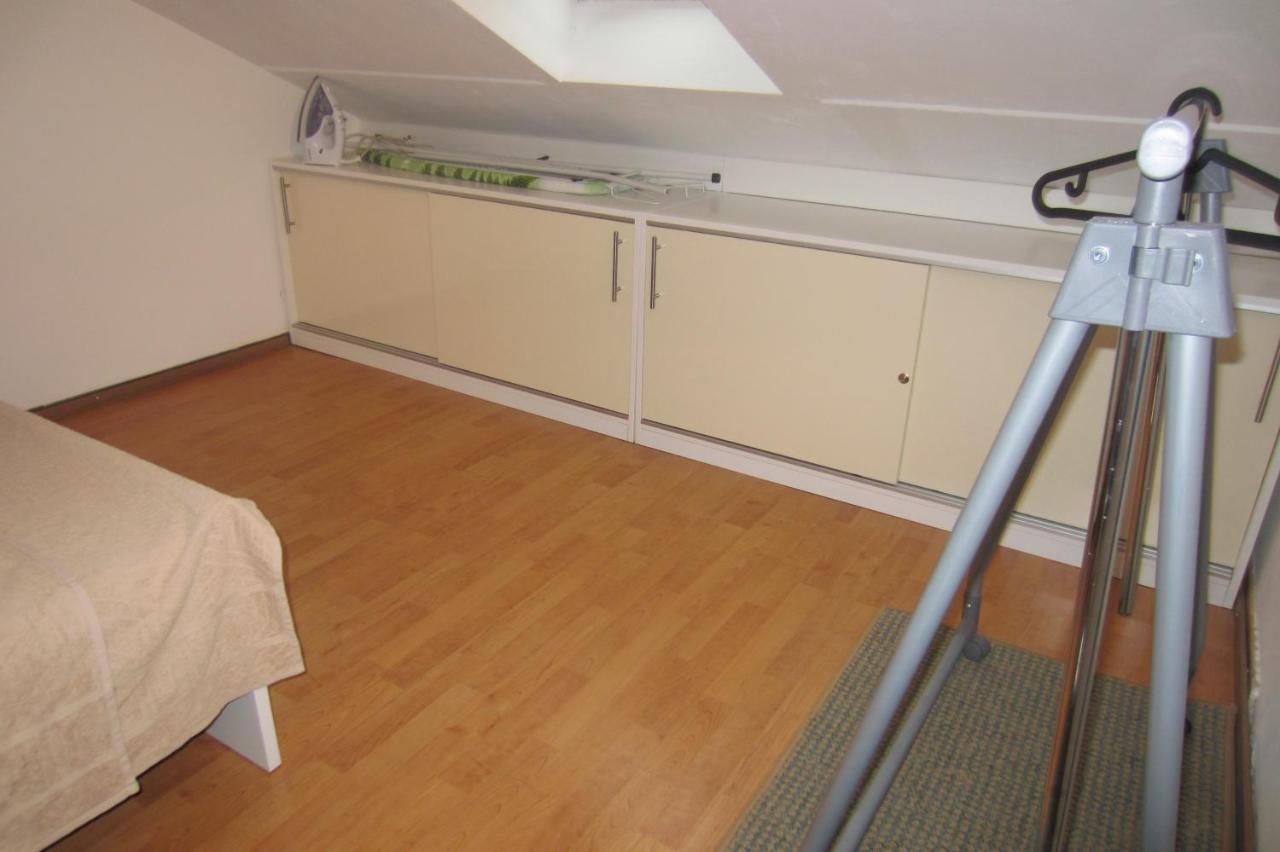 Apartman Valinor Miholascica Esterno foto