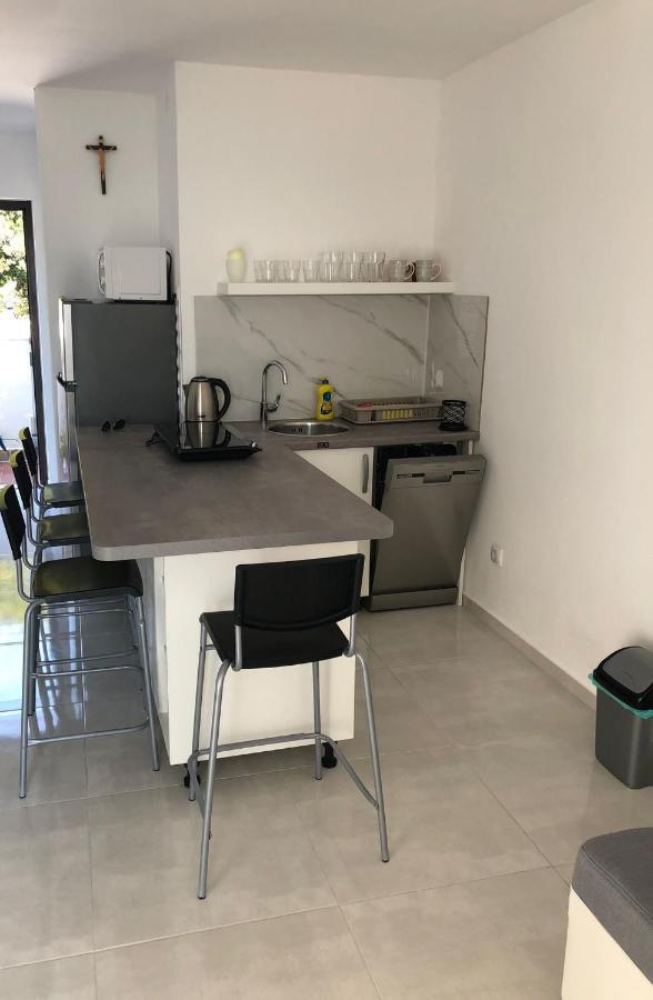 Apartman Valinor Miholascica Esterno foto