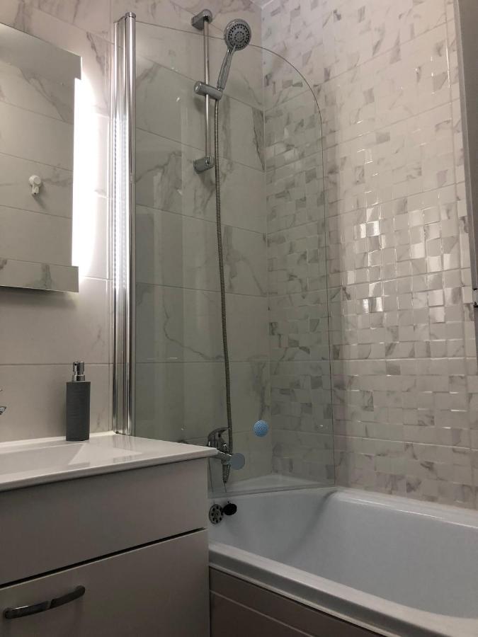 Apartman Valinor Miholascica Esterno foto