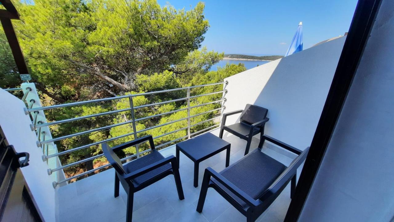 Apartman Valinor Miholascica Esterno foto