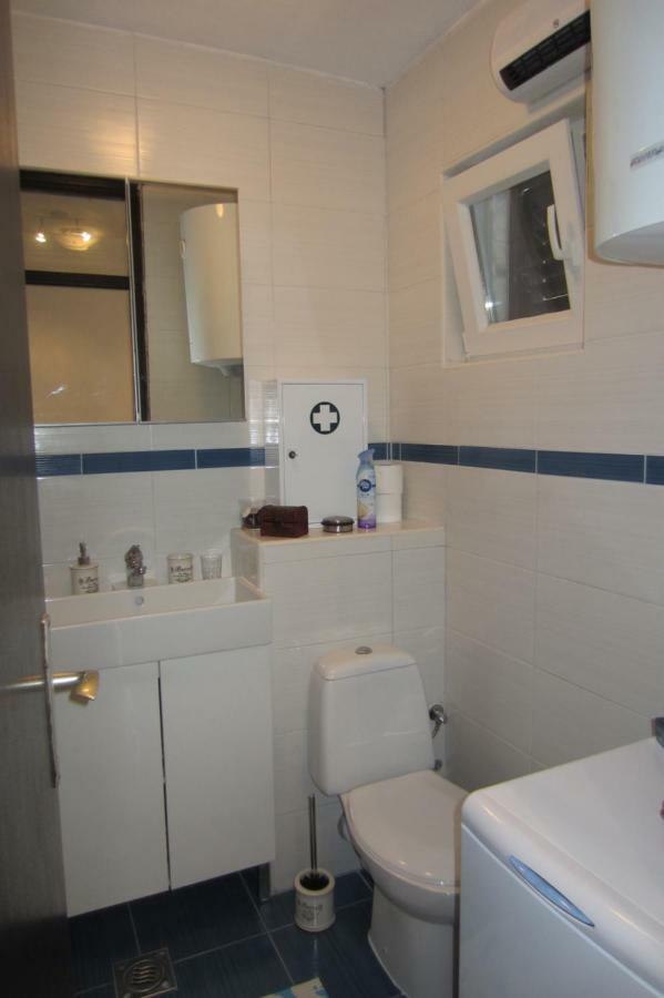 Apartman Valinor Miholascica Esterno foto