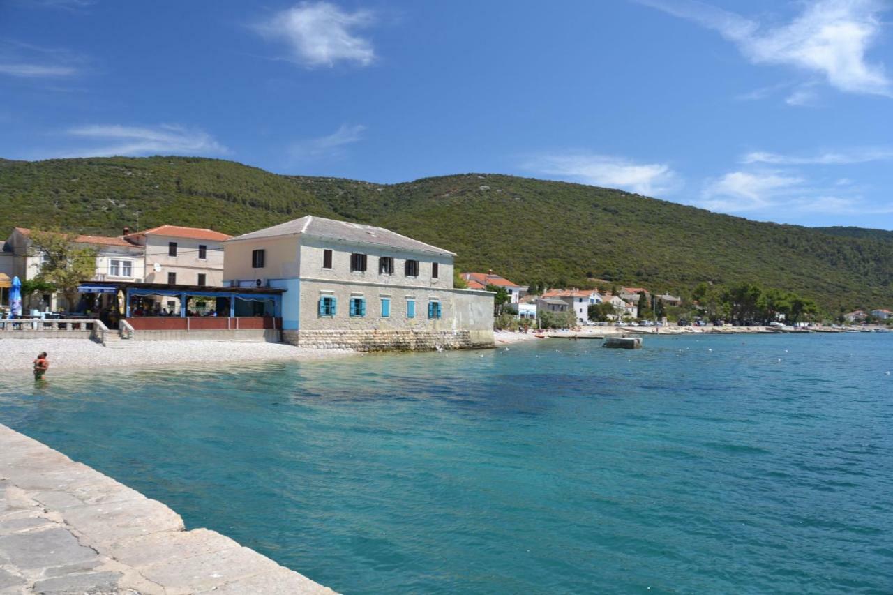 Apartman Valinor Miholascica Esterno foto